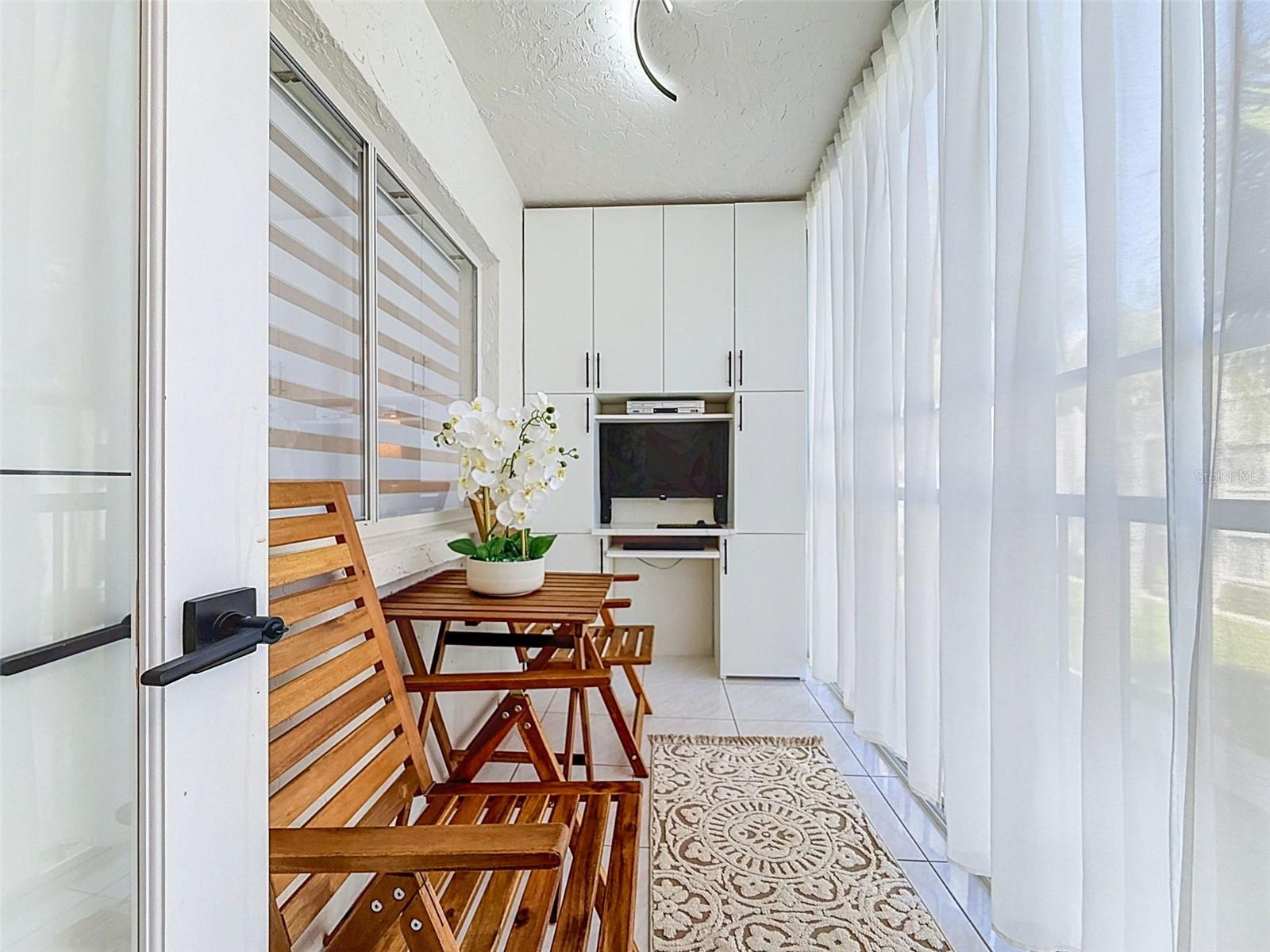 GLEN OAKS GARDEN APTS 1 - Residential