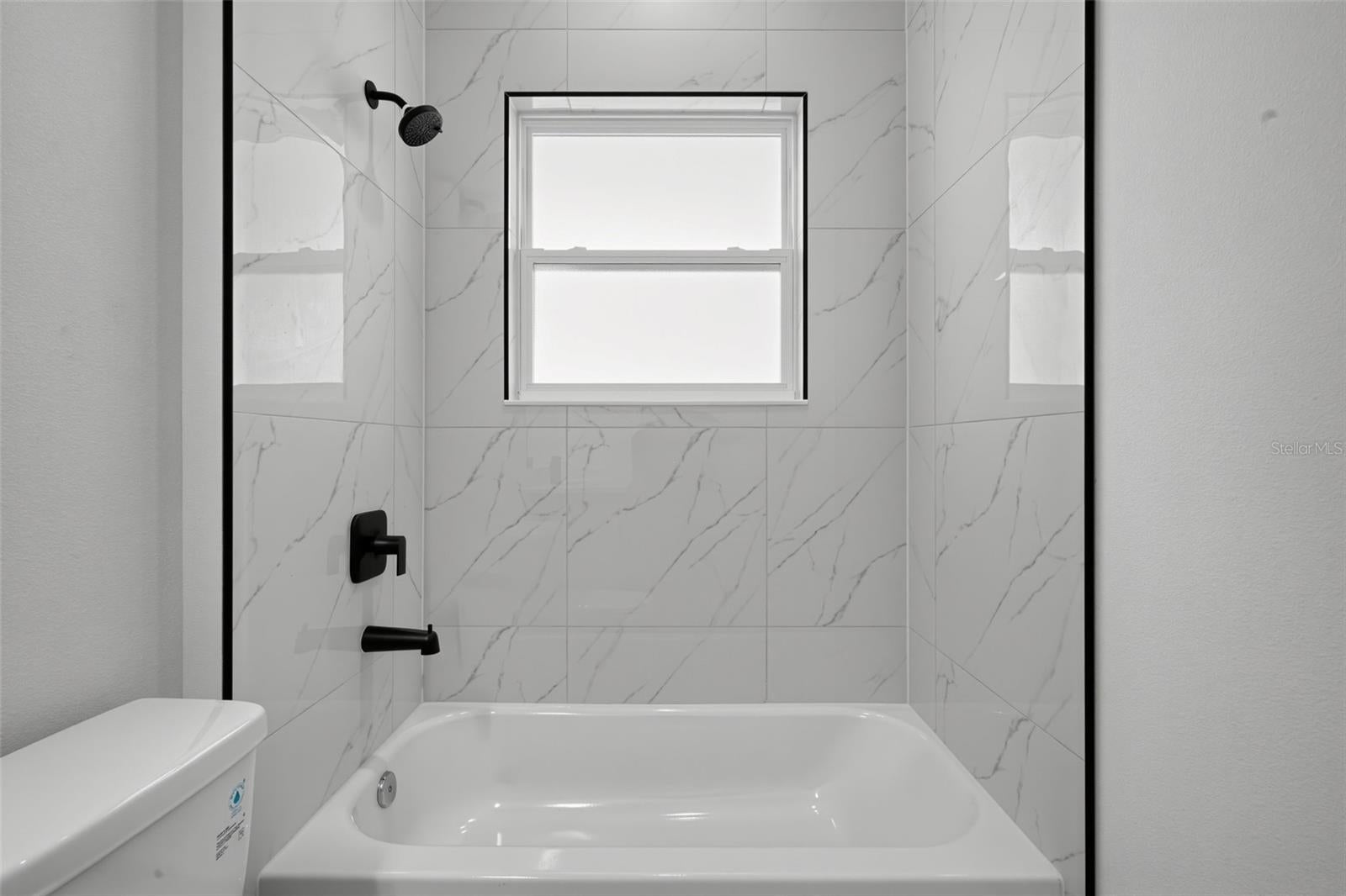 1100.00 - SEB CTRY EST/SEB HILLS AREA - Residential