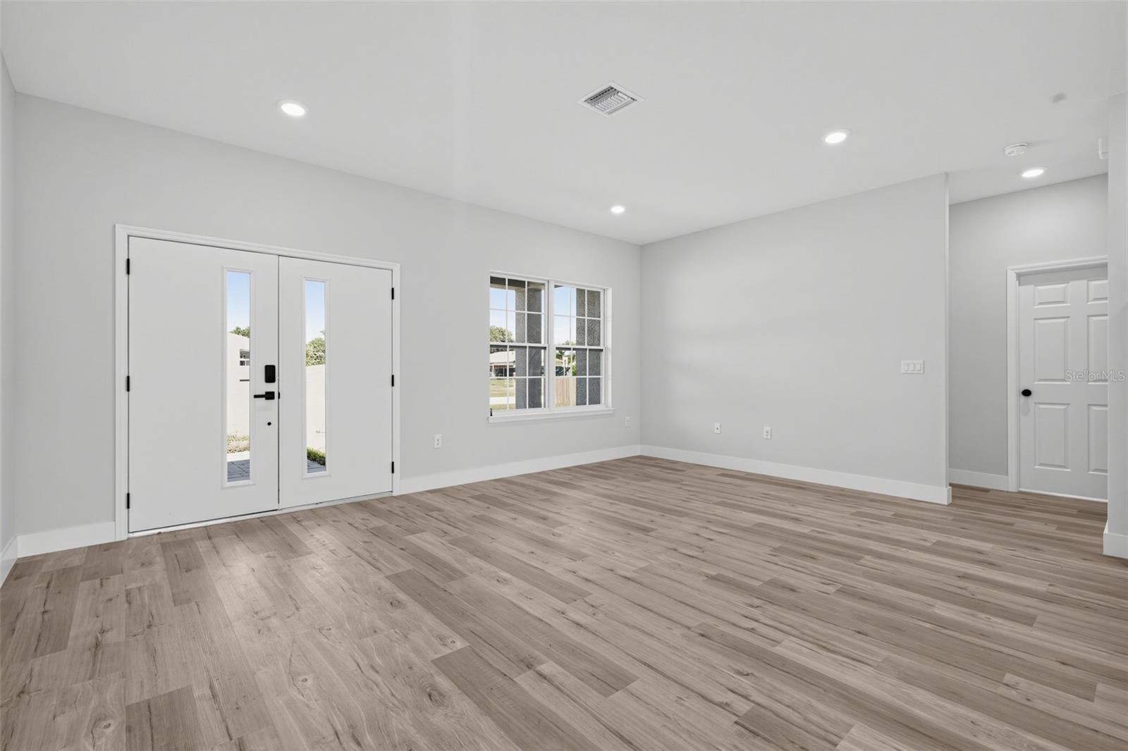 1100.00 - SEB CTRY EST/SEB HILLS AREA - Residential