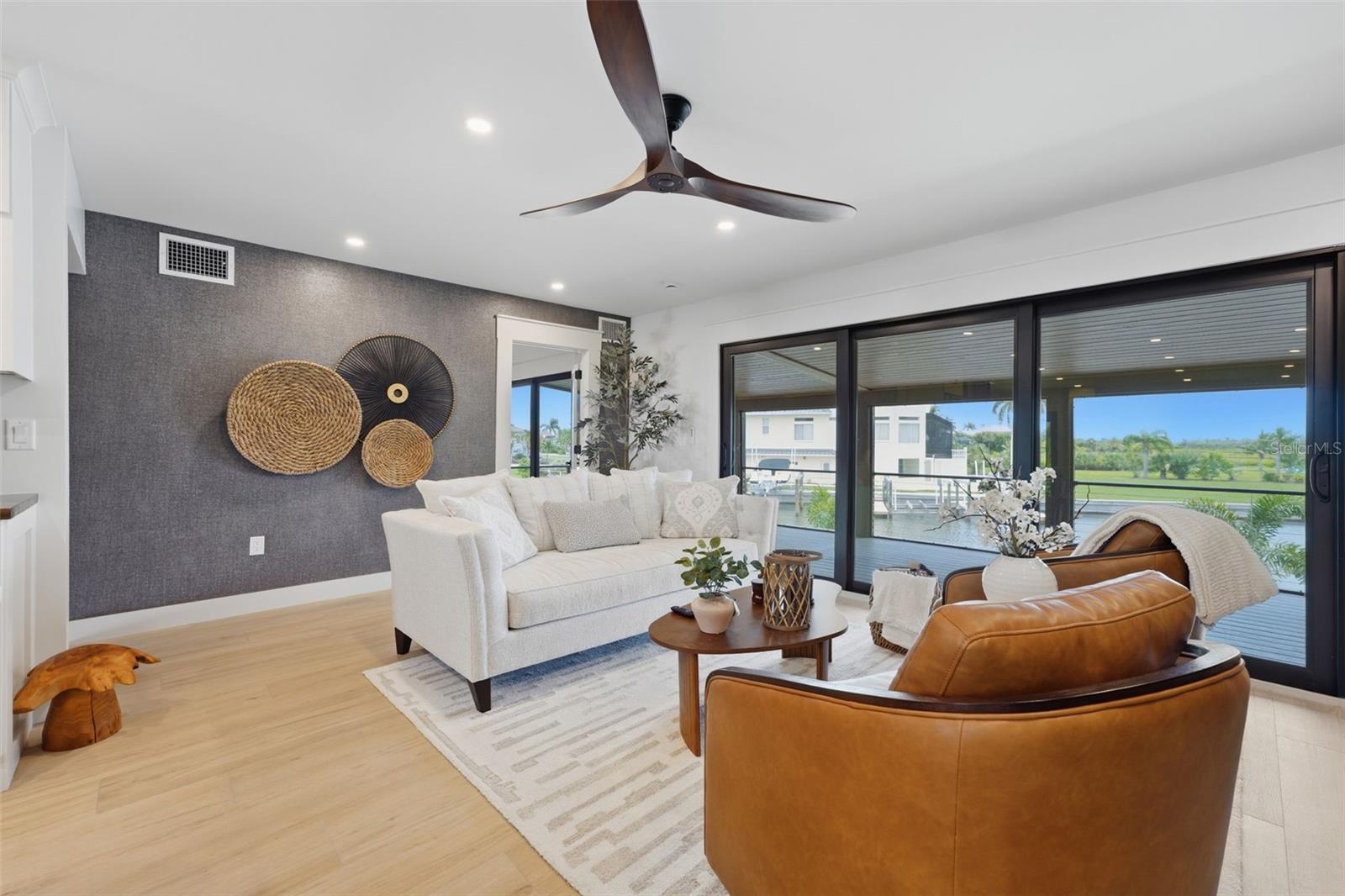 LEMON BAY ESTATES - Residential