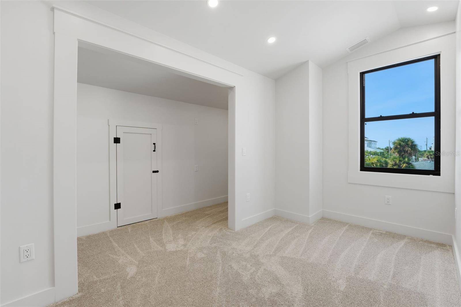LEMON BAY ESTATES - Residential
