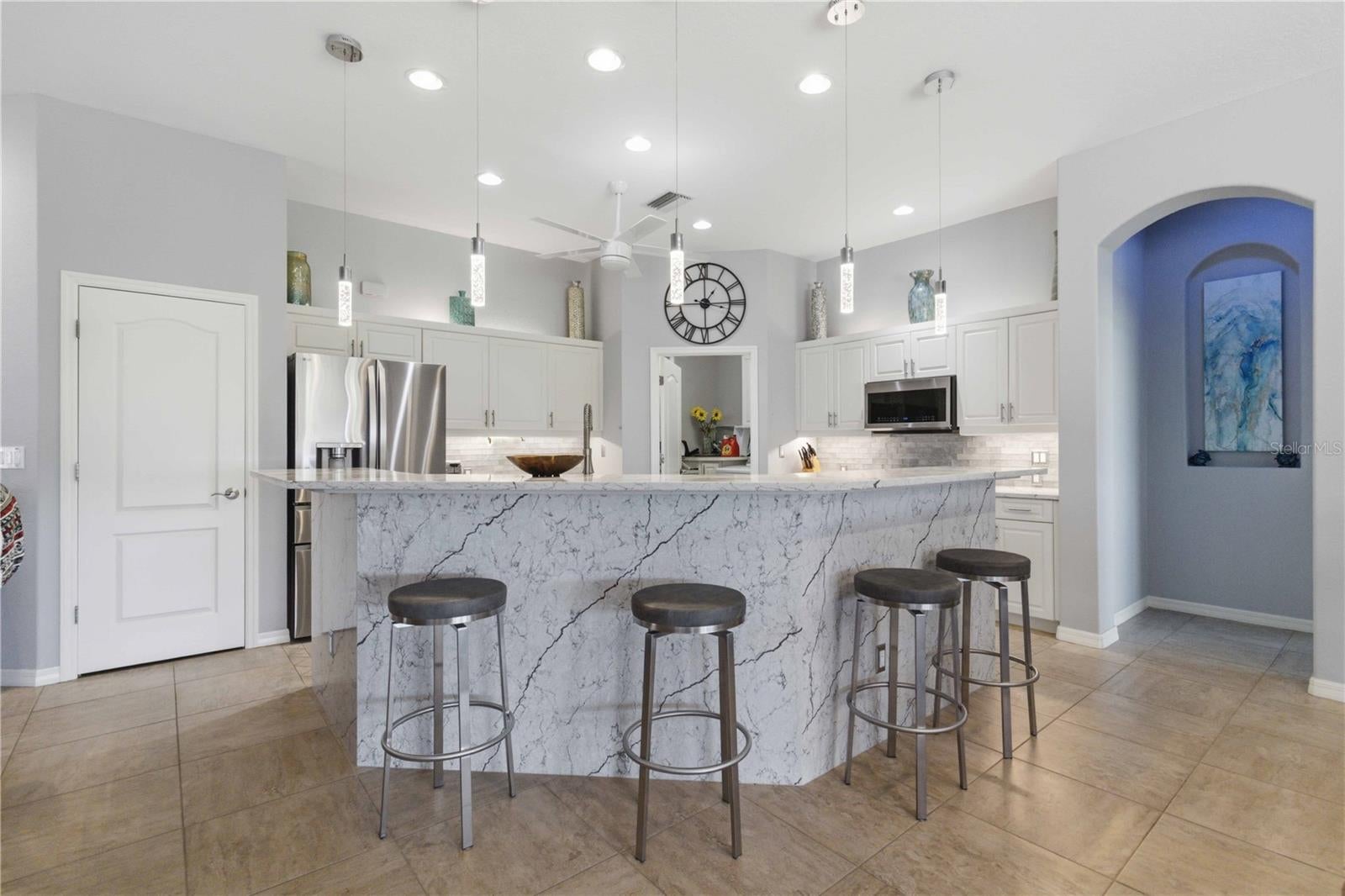 VIZCAYA/BURNT STORE ISLES PH V - Residential