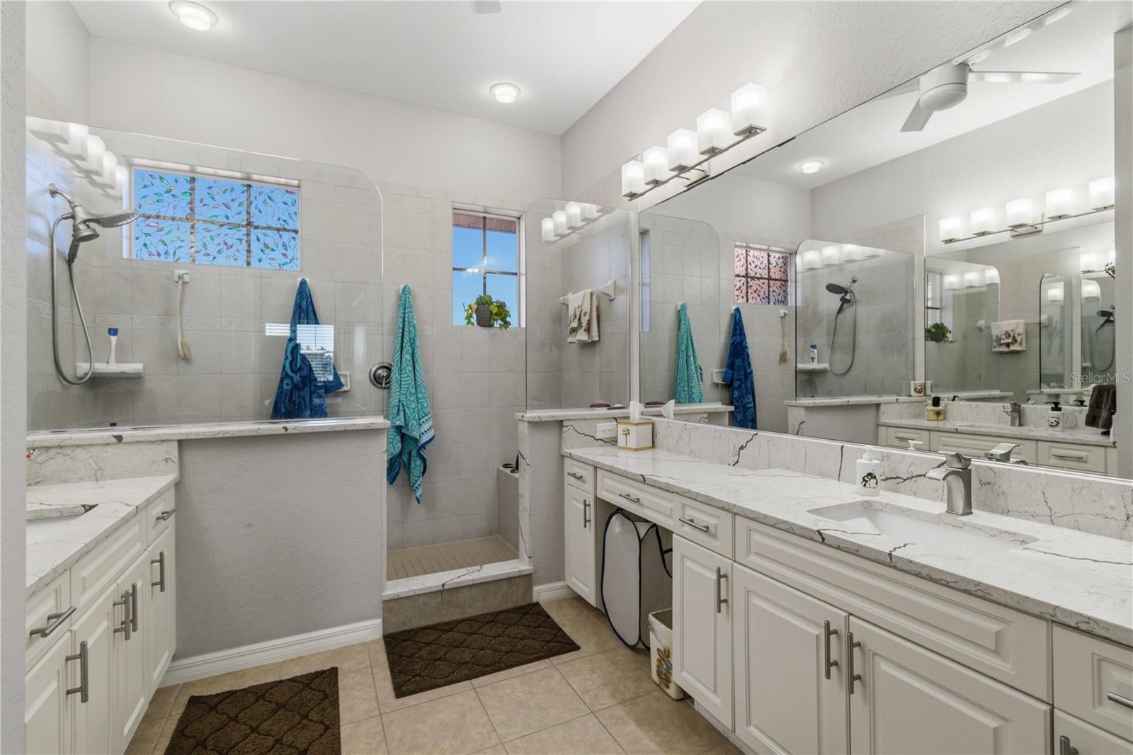 VIZCAYA/BURNT STORE ISLES PH V - Residential