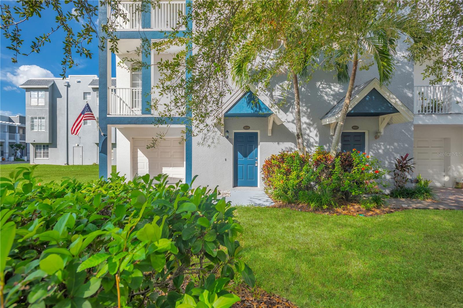 LEGACY PARK TWNHMS - Residential