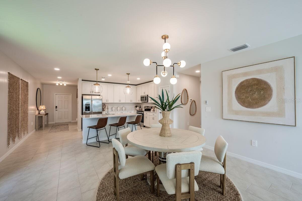 ENCLAVE AT KINGSWAY CIRCLE - Residential