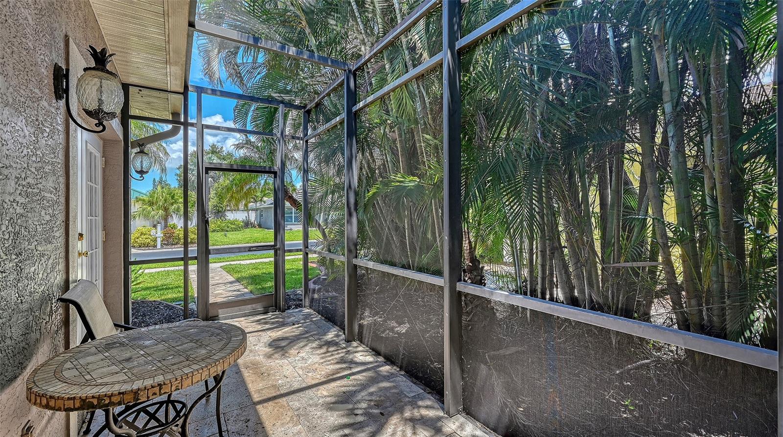 WHISPERING CRANE - Residential