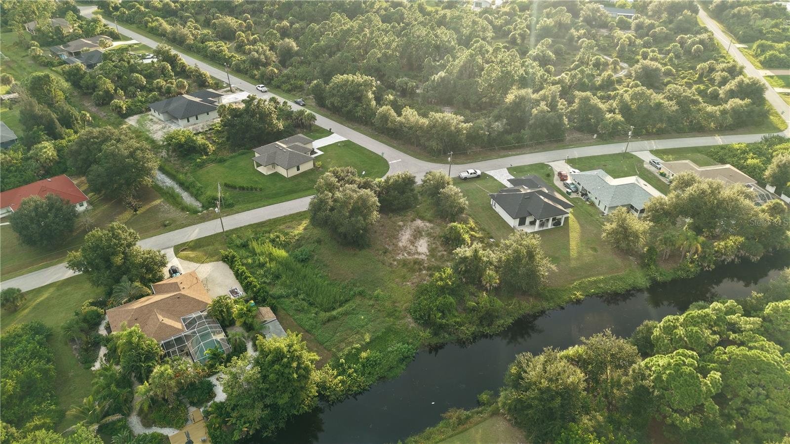 PORT CHARLOTTE SEC 064 - Land