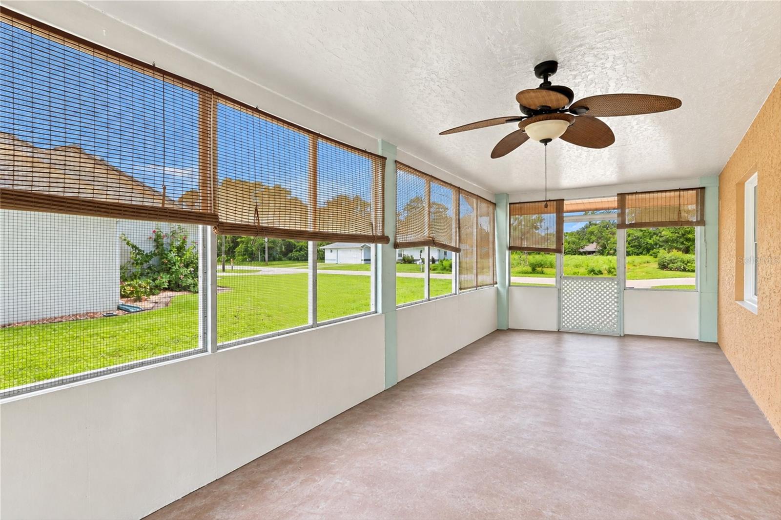 SEBRING COUNTRY ESTATE SEC 02 - Residential