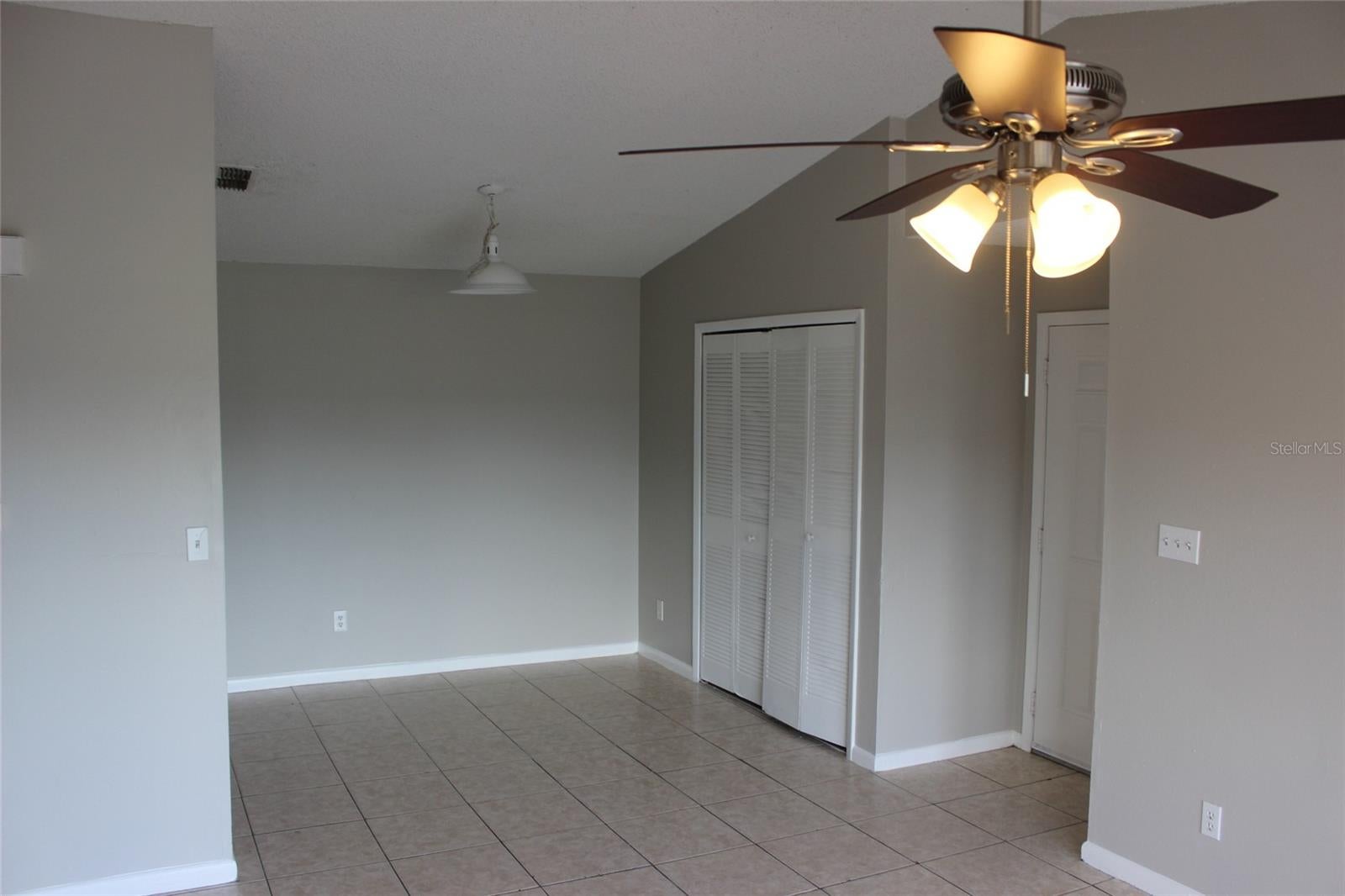 ALHAMBRA COURTS CONDO PH 02 - Residential