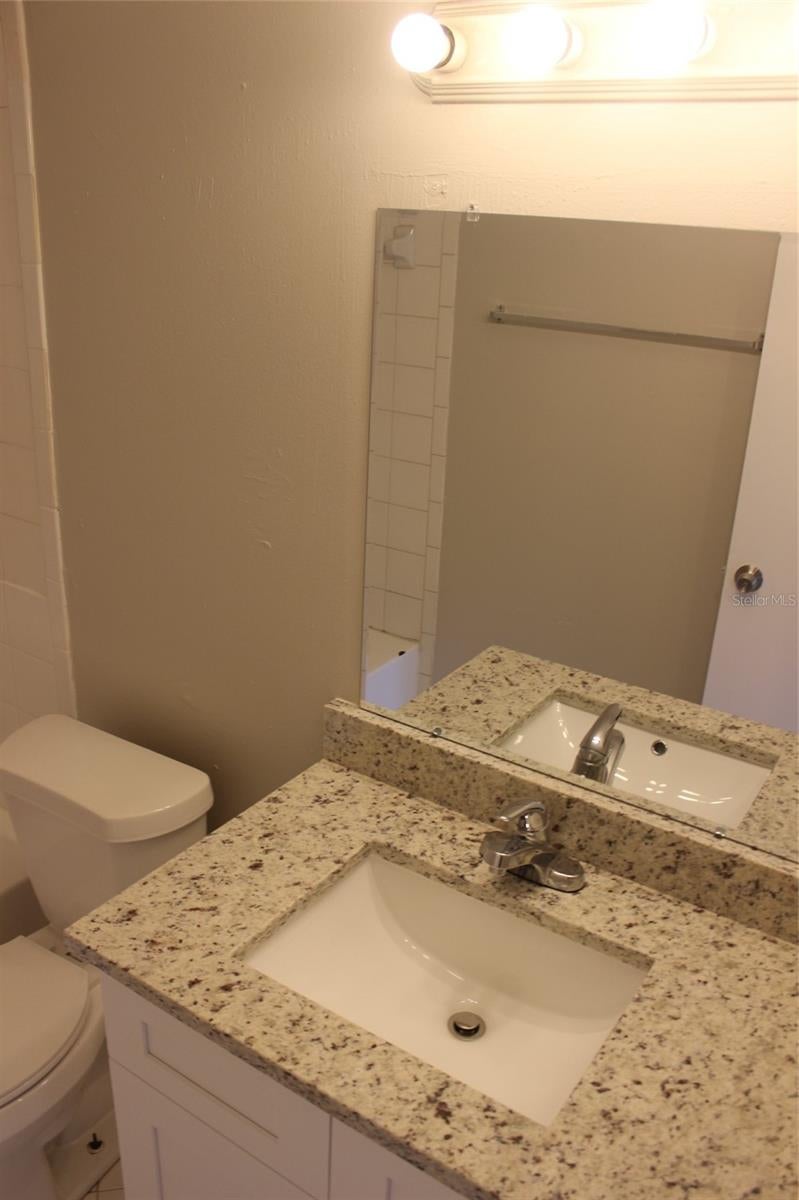 ALHAMBRA COURTS CONDO PH 02 - Residential
