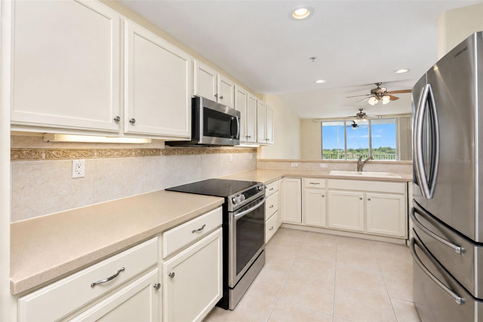 PRESERVE AT WINDWARD PH 1B - Residential
