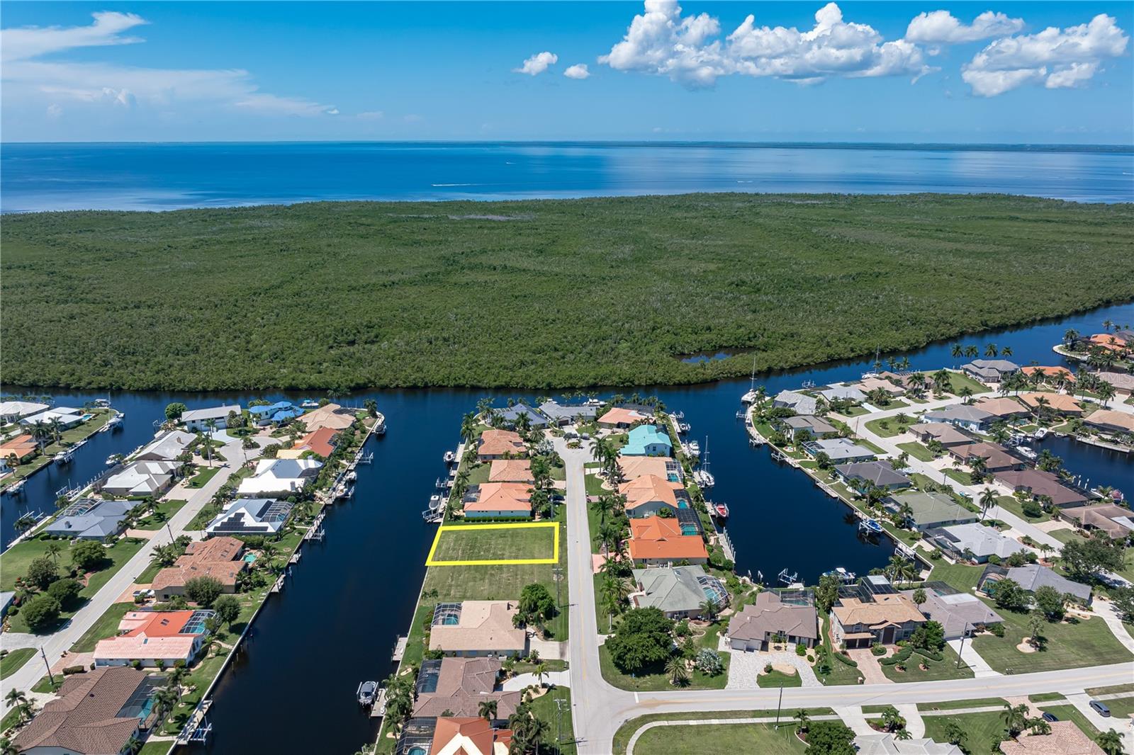 PUNTA GORDA ISLES SEC 12 - Land
