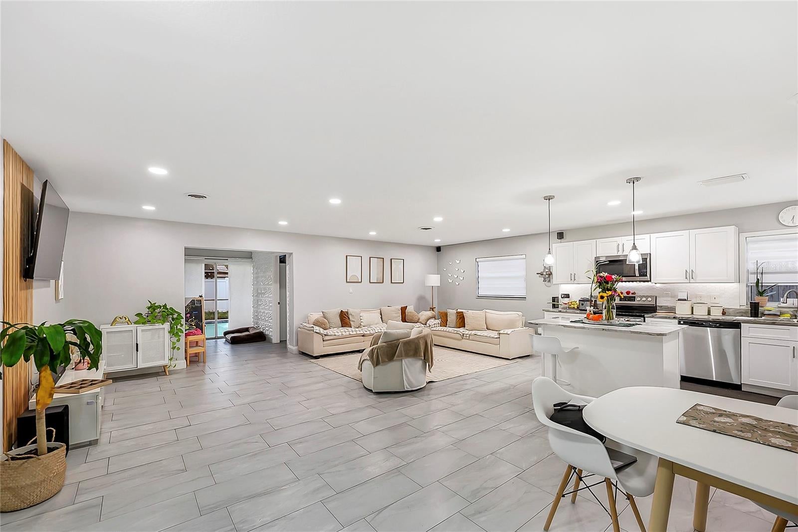 PARK MANOR ESTATES - Residential