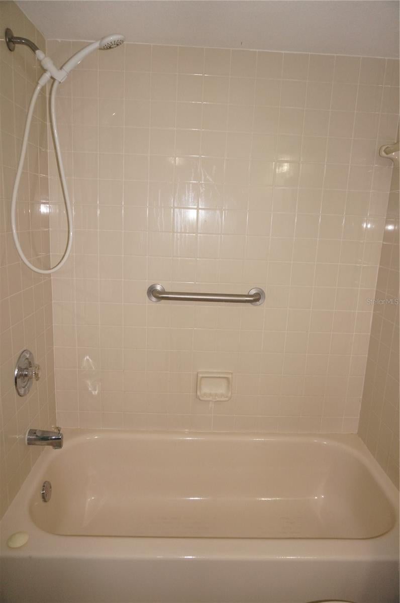 NEWPORT 02 PH 02 BLDG 11 - Residential