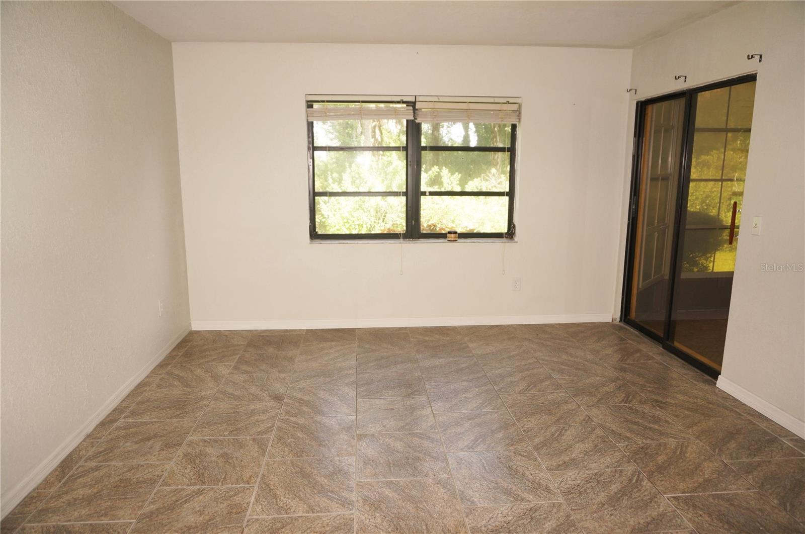NEWPORT 02 PH 02 BLDG 11 - Residential