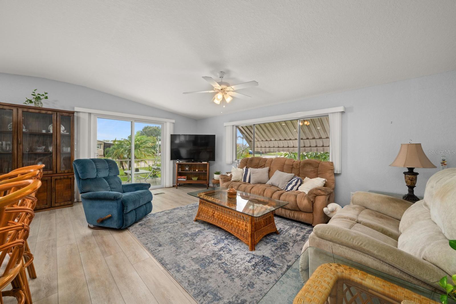 BRUNNERS MOBILE ESTATE - Residential