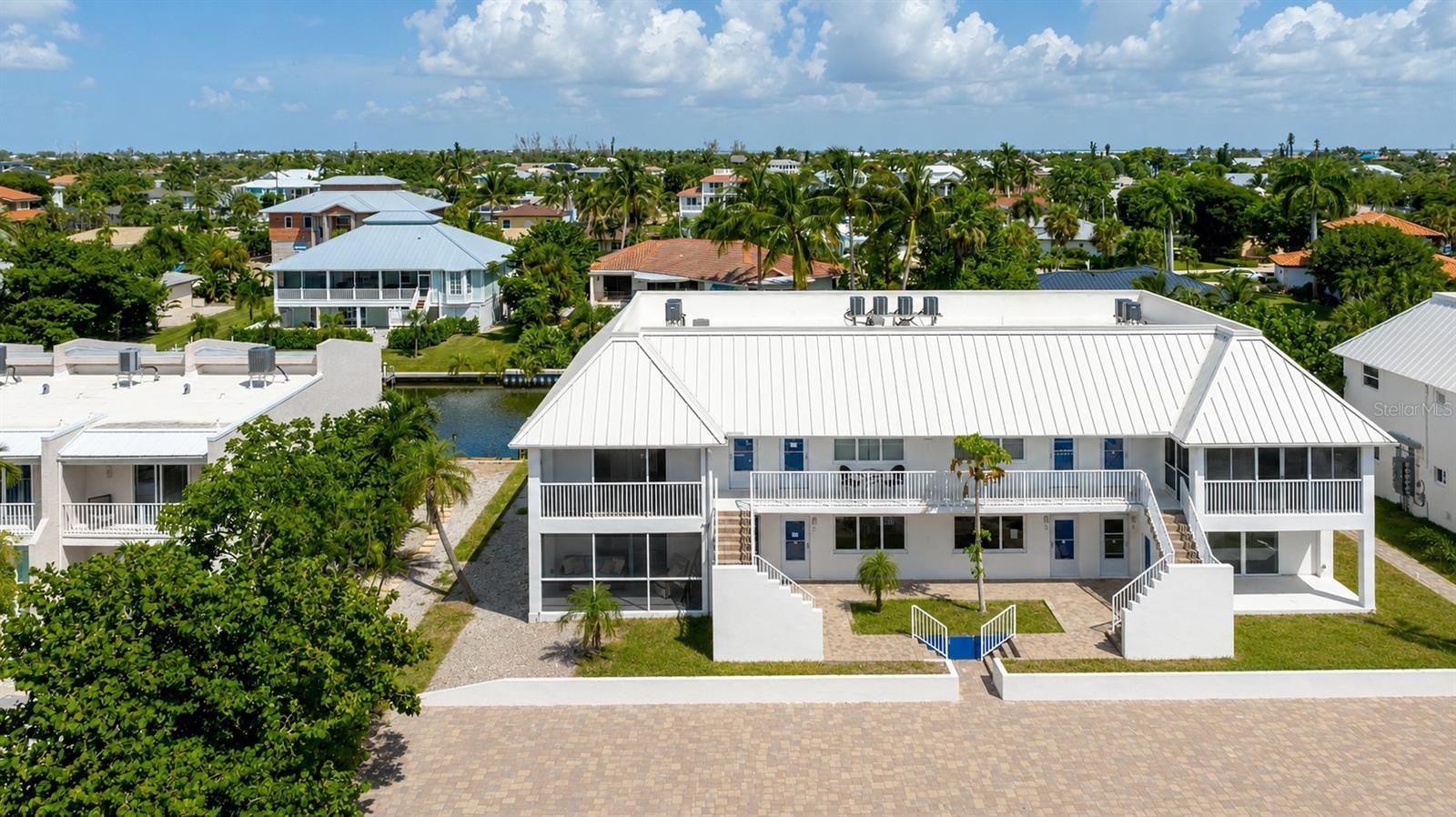 SANIBEL ARMS CONDO - Residential