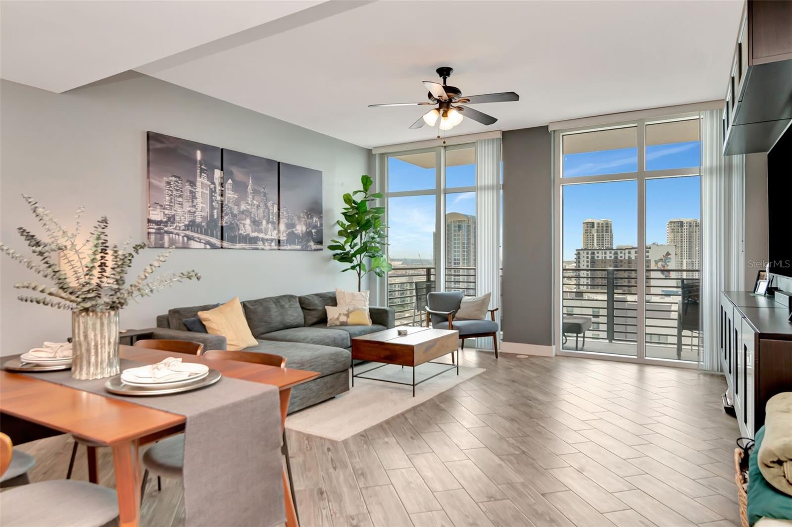 GRAND CENTRAL AT KENNEDY RESID - Residential