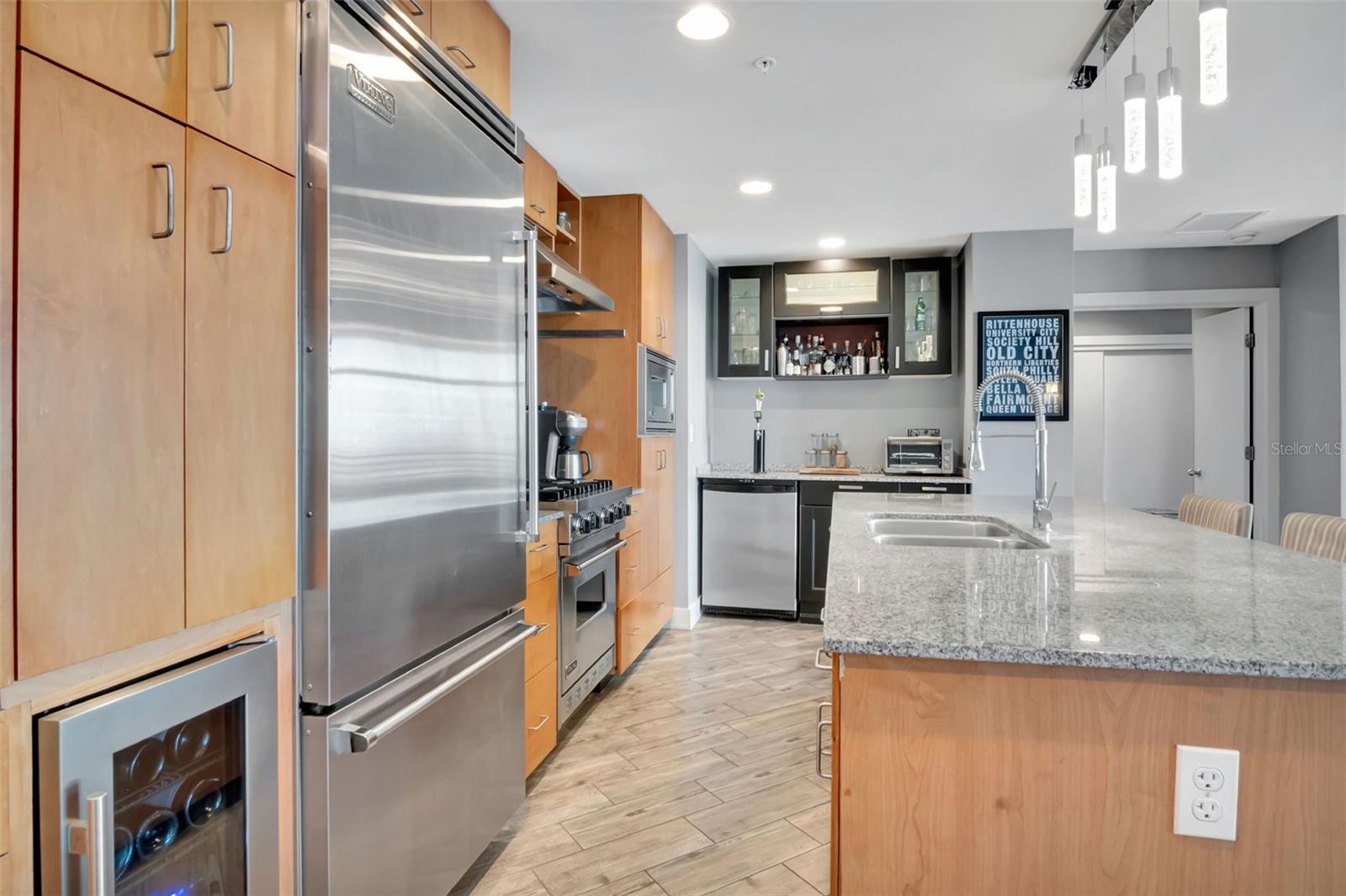 GRAND CENTRAL AT KENNEDY RESID - Residential