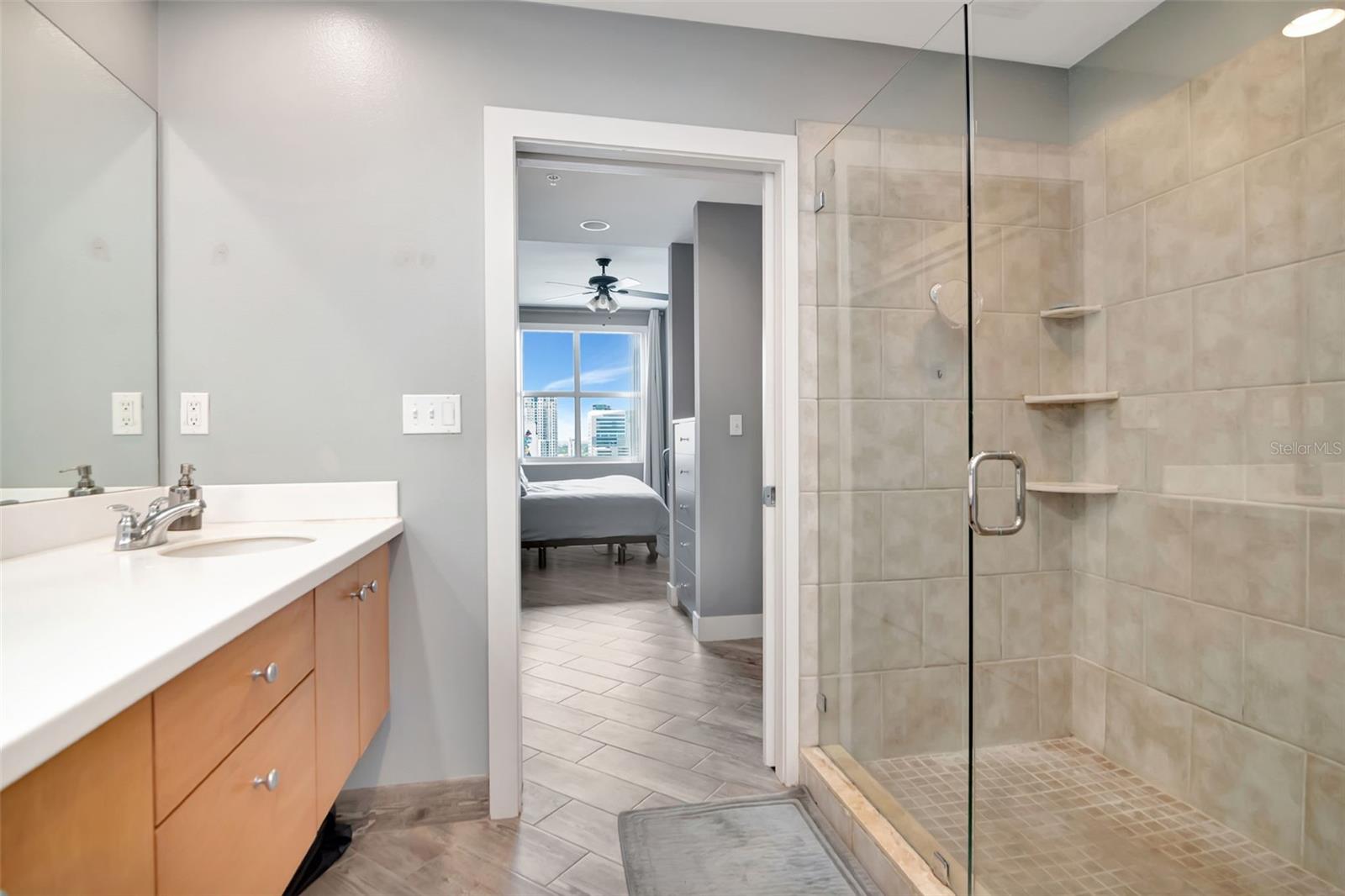 GRAND CENTRAL AT KENNEDY RESID - Residential