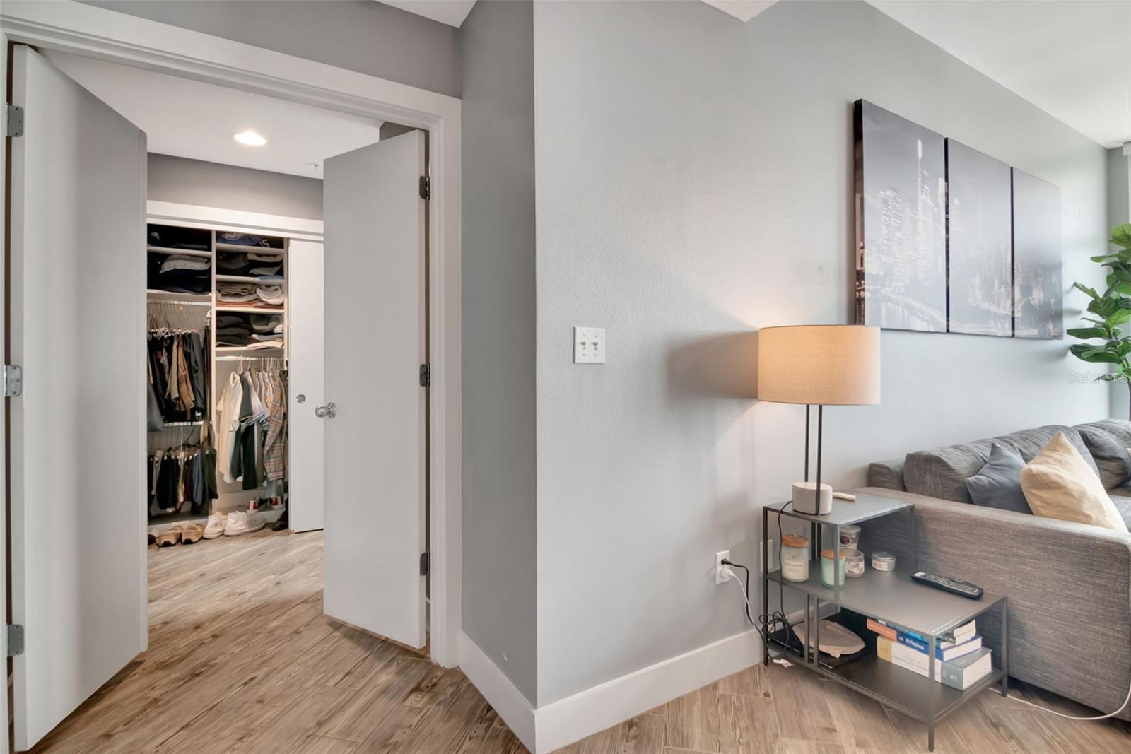 GRAND CENTRAL AT KENNEDY RESID - Residential