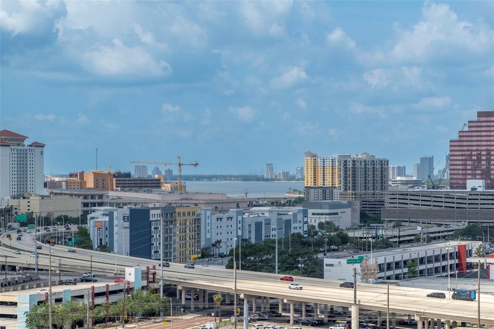 GRAND CENTRAL AT KENNEDY RESID - Residential