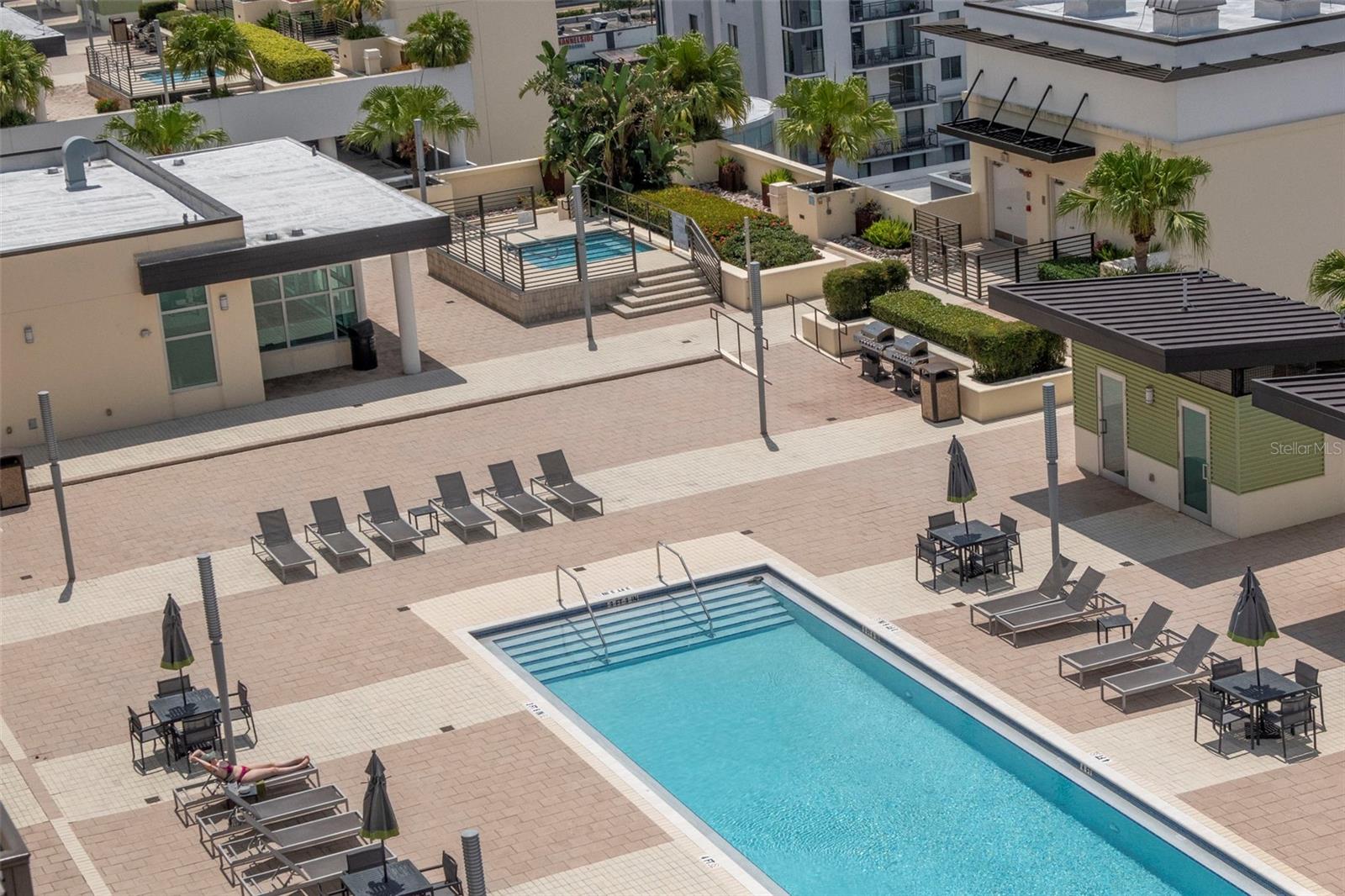 GRAND CENTRAL AT KENNEDY RESID - Residential