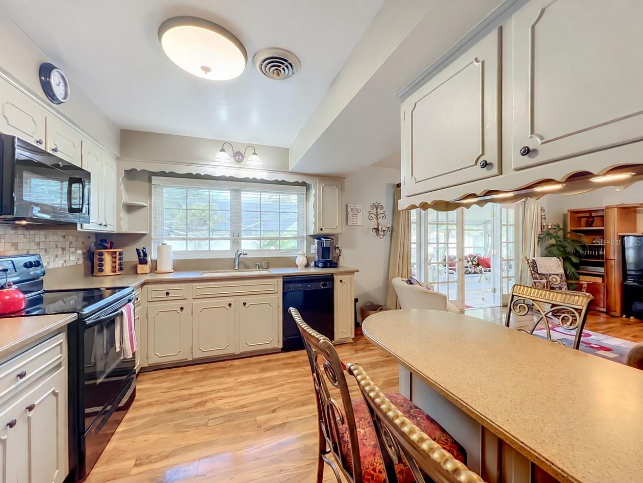 JACQUELYN HEIGHTS - Residential