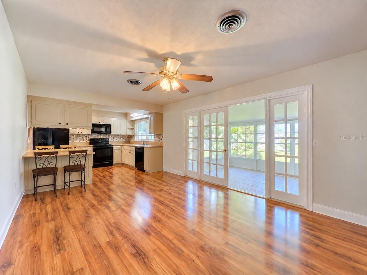 JACQUELYN HEIGHTS - Residential