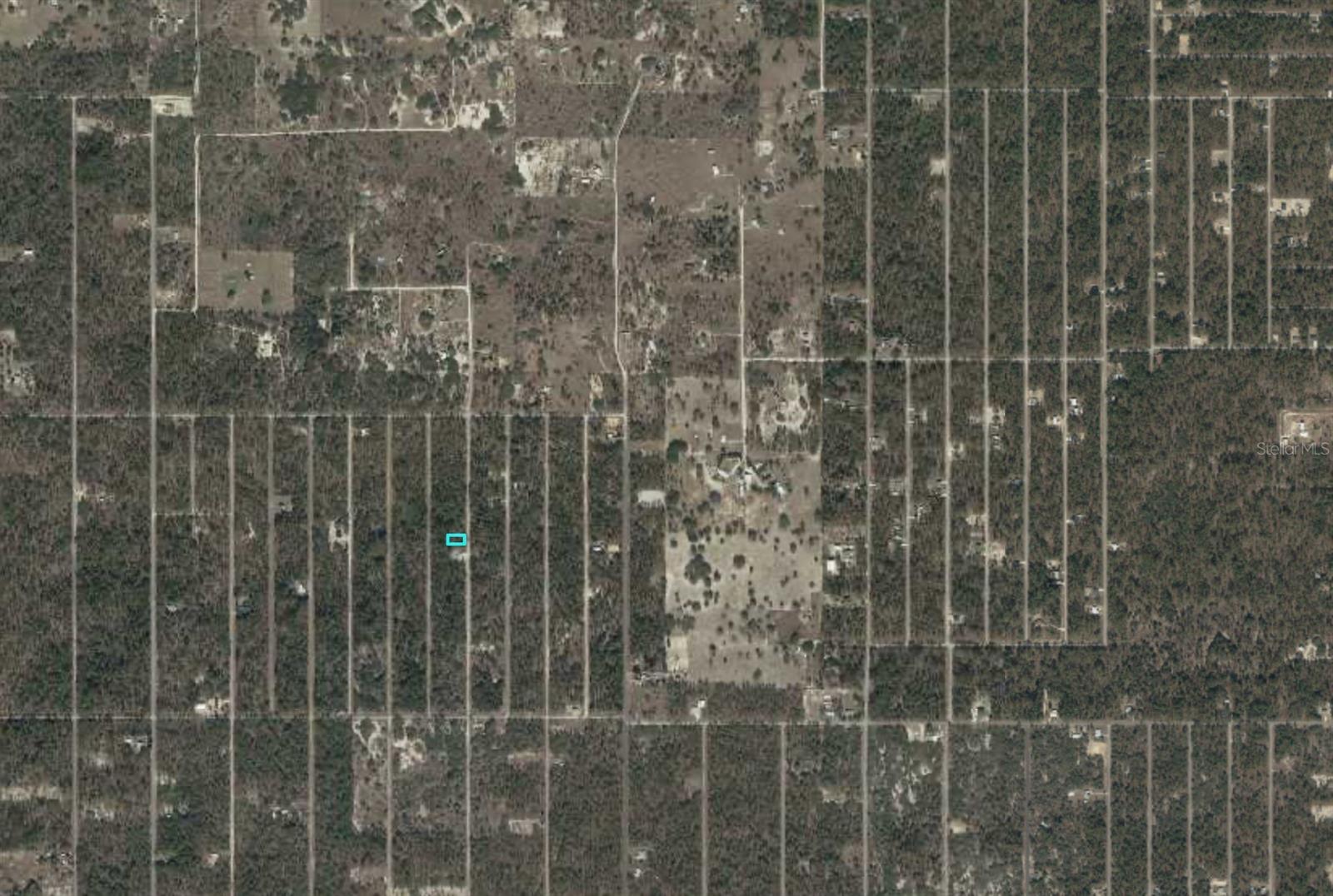 RAINBOW LAKES ESTATE - Land