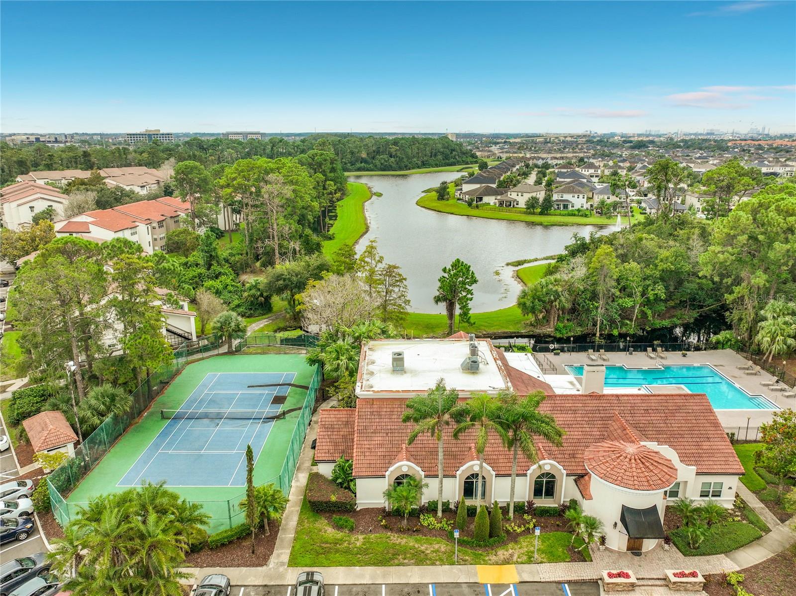 RESIDENCES/MILLENIA - Residential