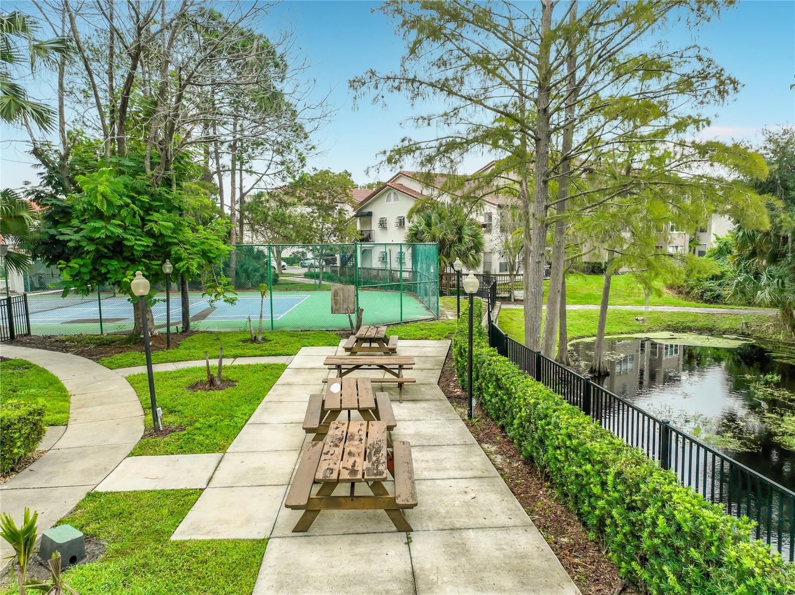 RESIDENCES/MILLENIA - Residential