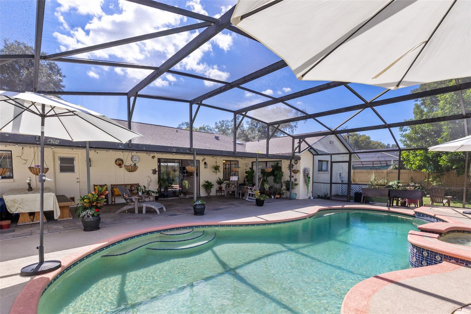 ARBOR RIDGE WEST - Residential