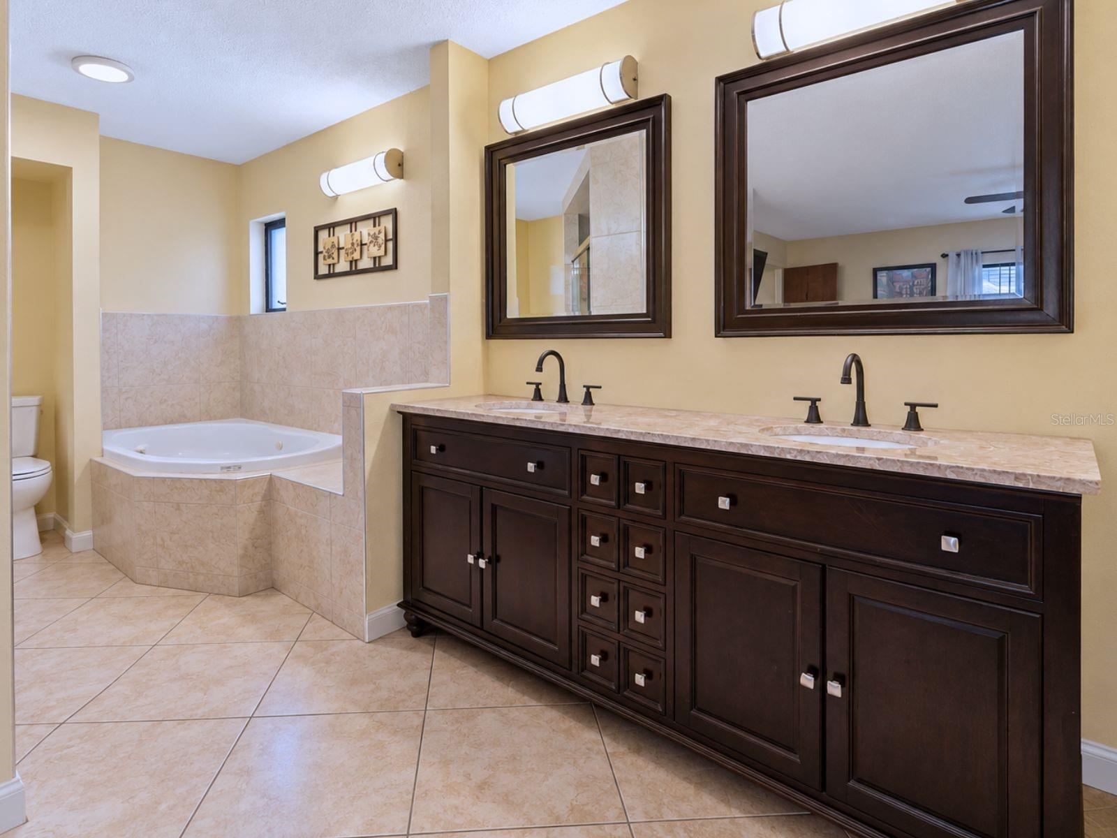 ARBOR RIDGE WEST - Residential