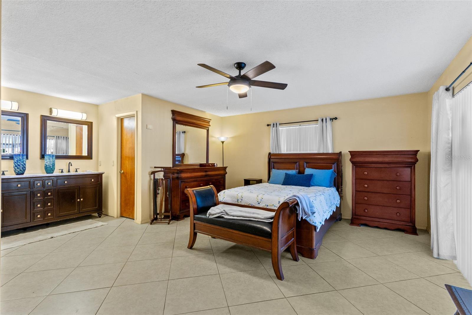 ARBOR RIDGE WEST - Residential