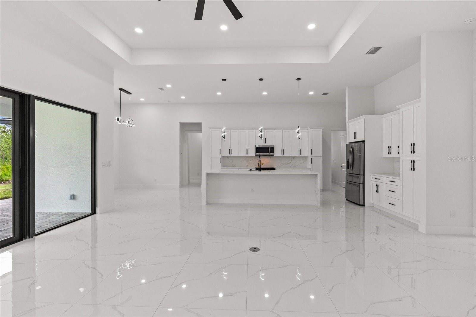 ACREAGE & UNREC - Residential