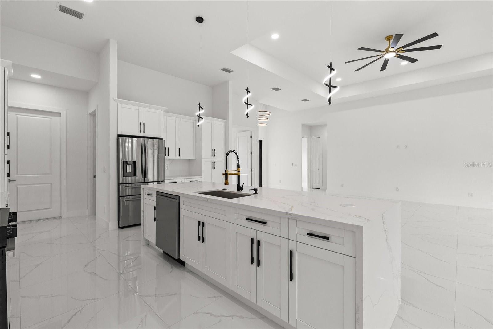 ACREAGE & UNREC - Residential