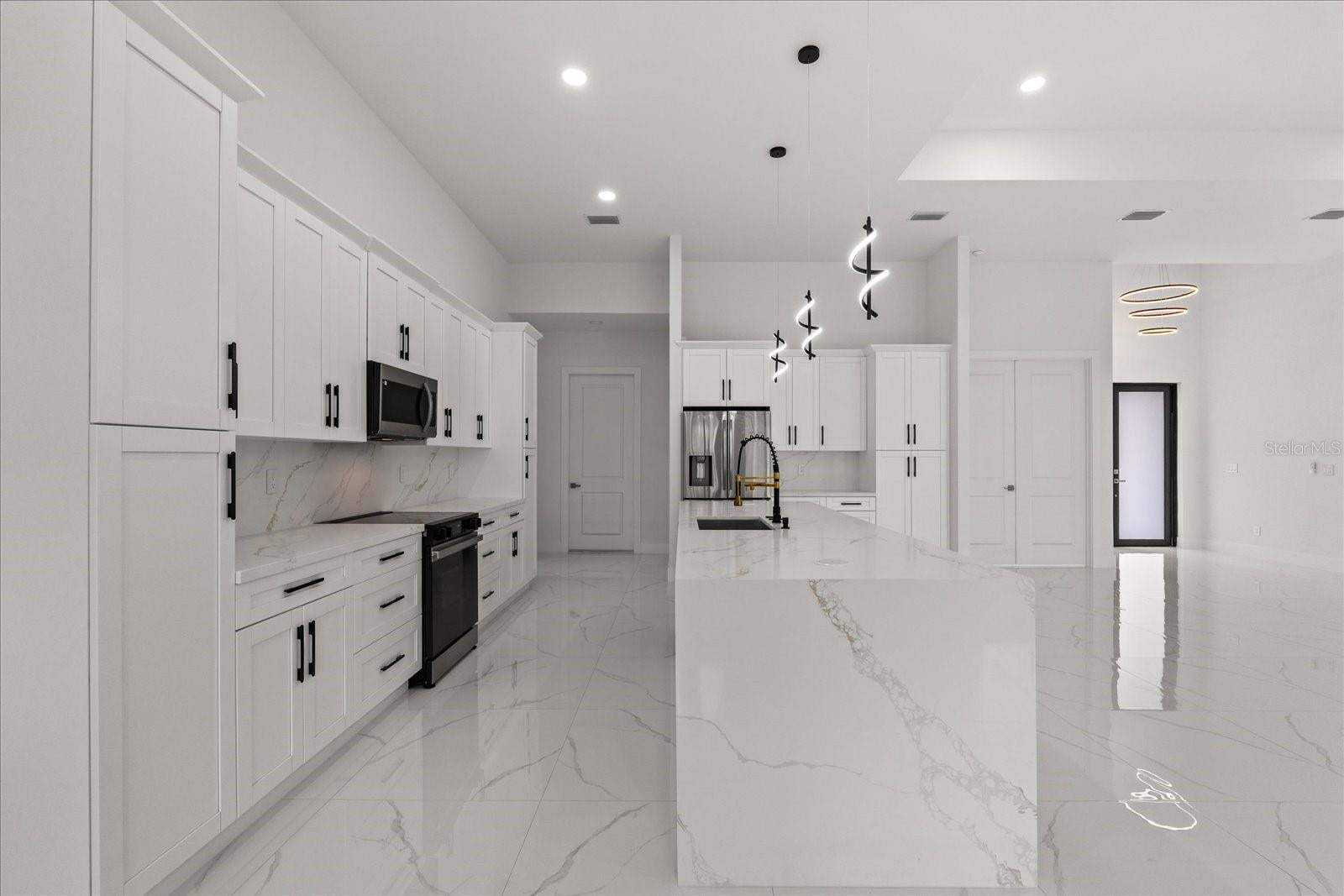 ACREAGE & UNREC - Residential
