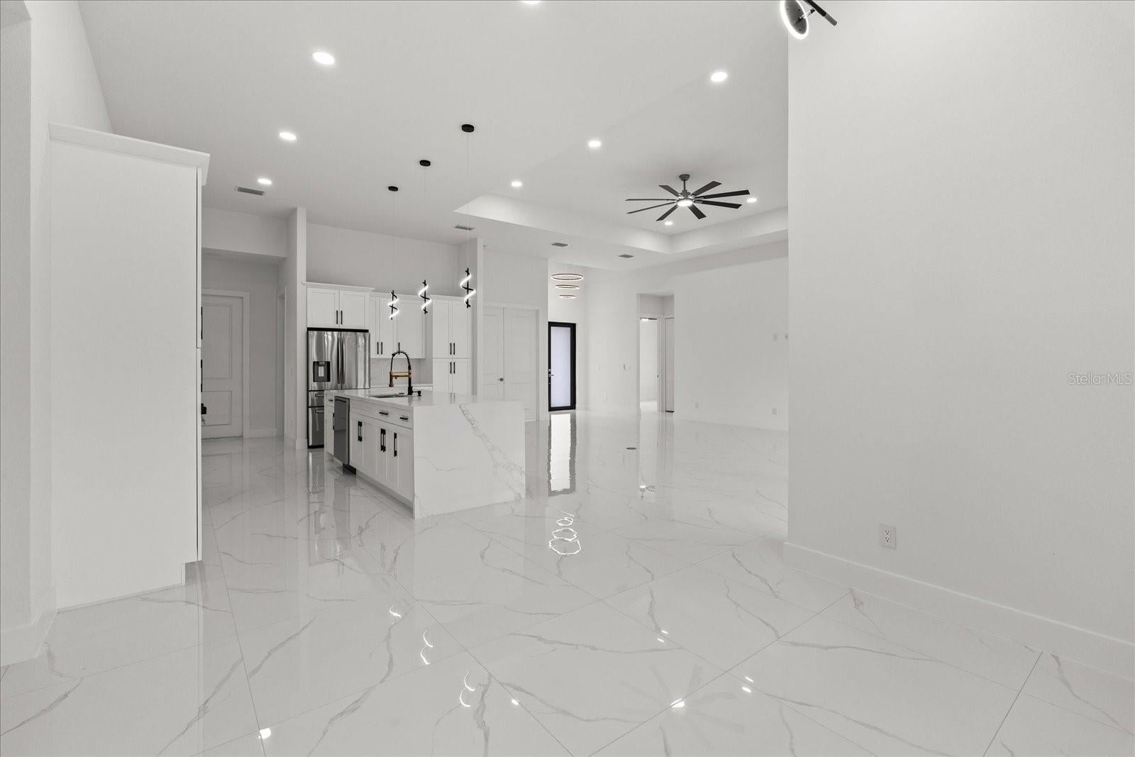 ACREAGE & UNREC - Residential