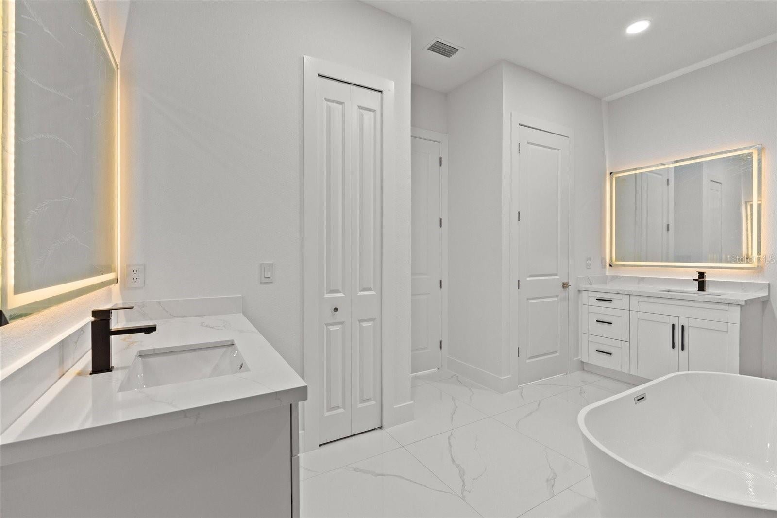 ACREAGE & UNREC - Residential