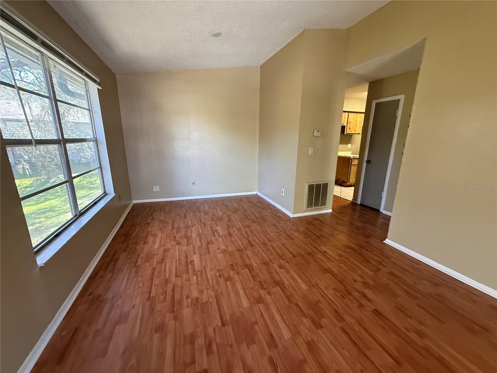 NORTH OAKS CONDO III - Residential