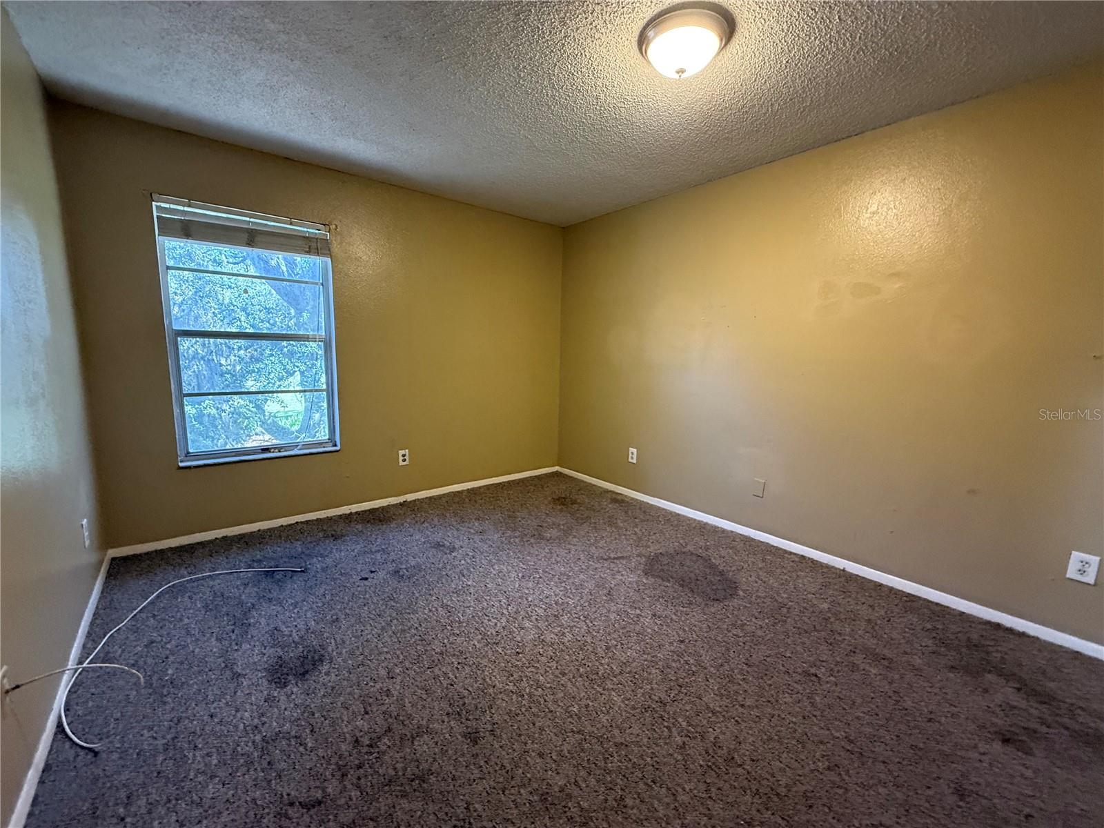 NORTH OAKS CONDO III - Residential