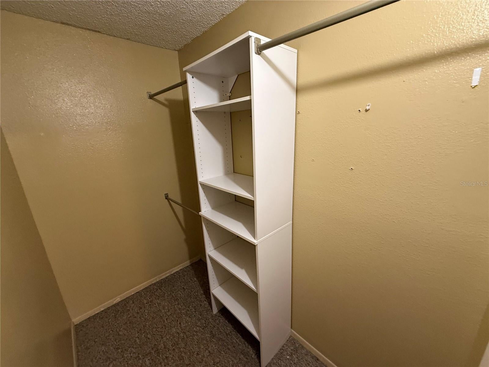 NORTH OAKS CONDO III - Residential