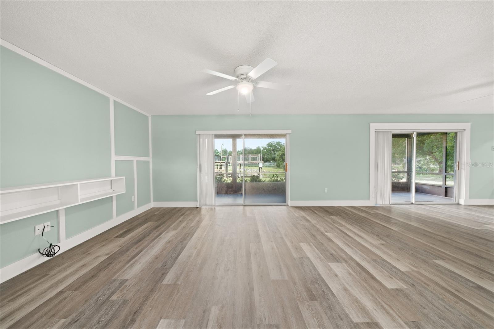 LEISURE LAKES SEC 11 - Residential