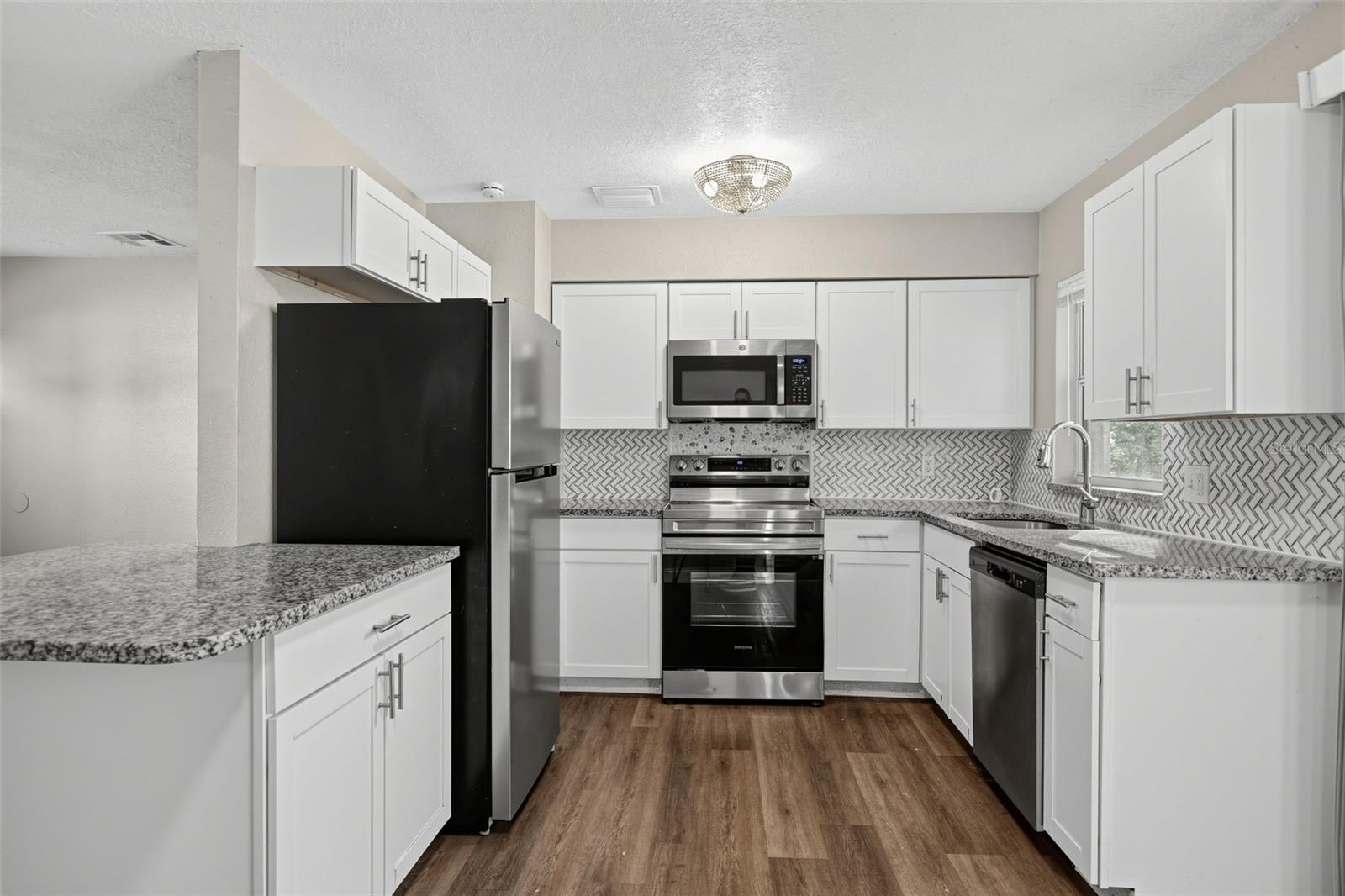 MALIBU GROVES FOURTH ADD - Residential