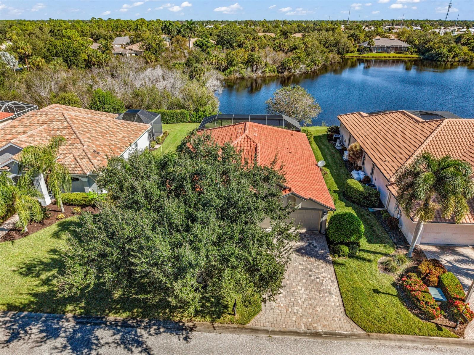 RIVERWOOD - Residential