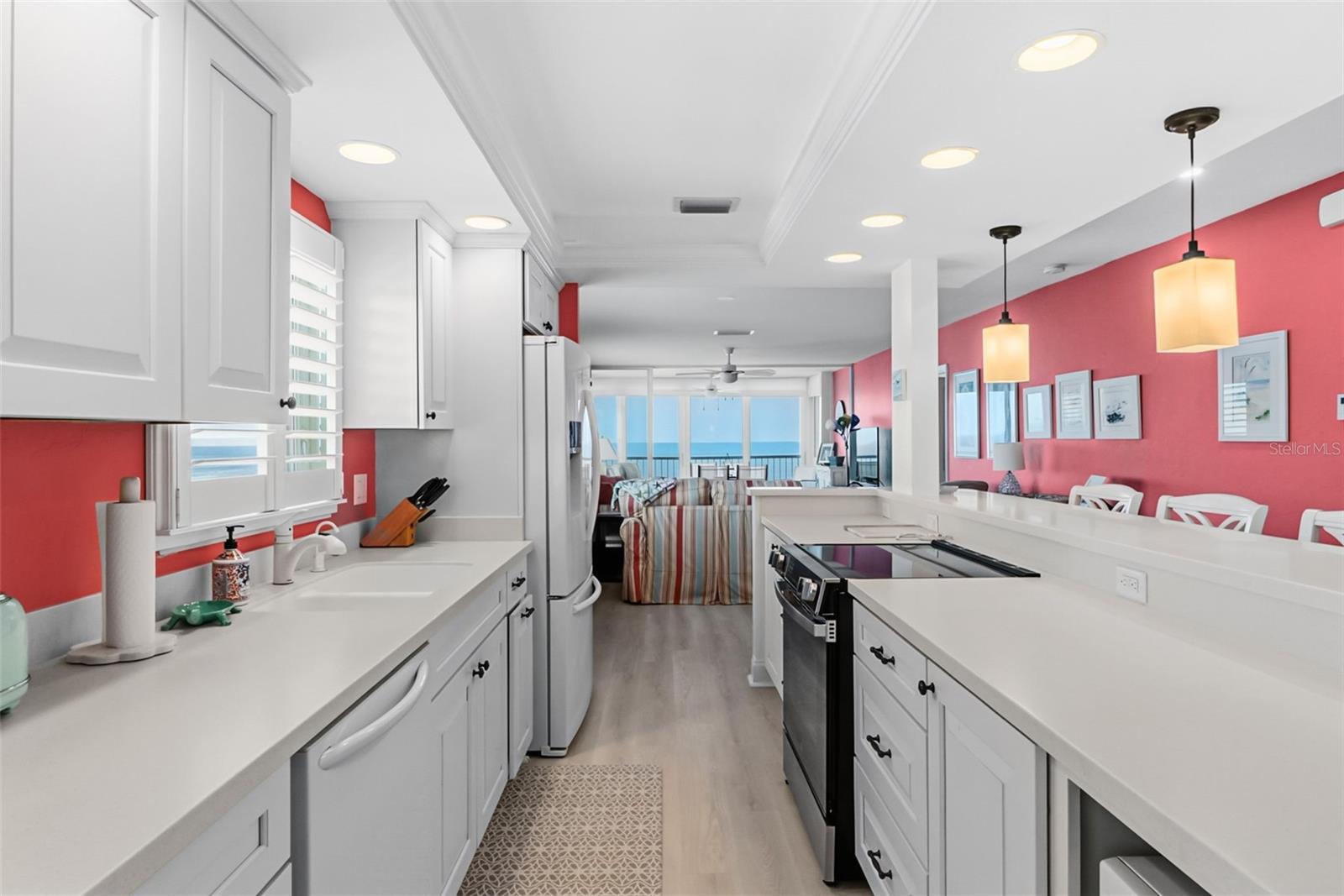 GULF HORIZONS - Residential