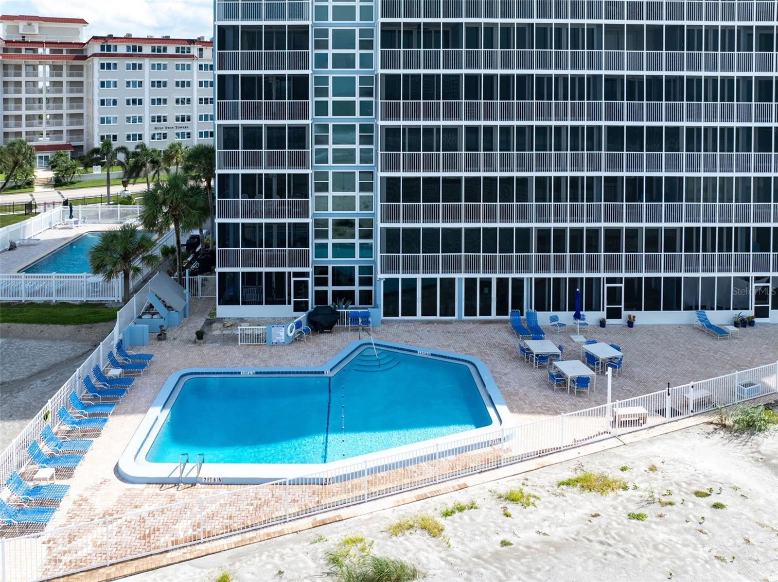 GULF HORIZONS - Residential
