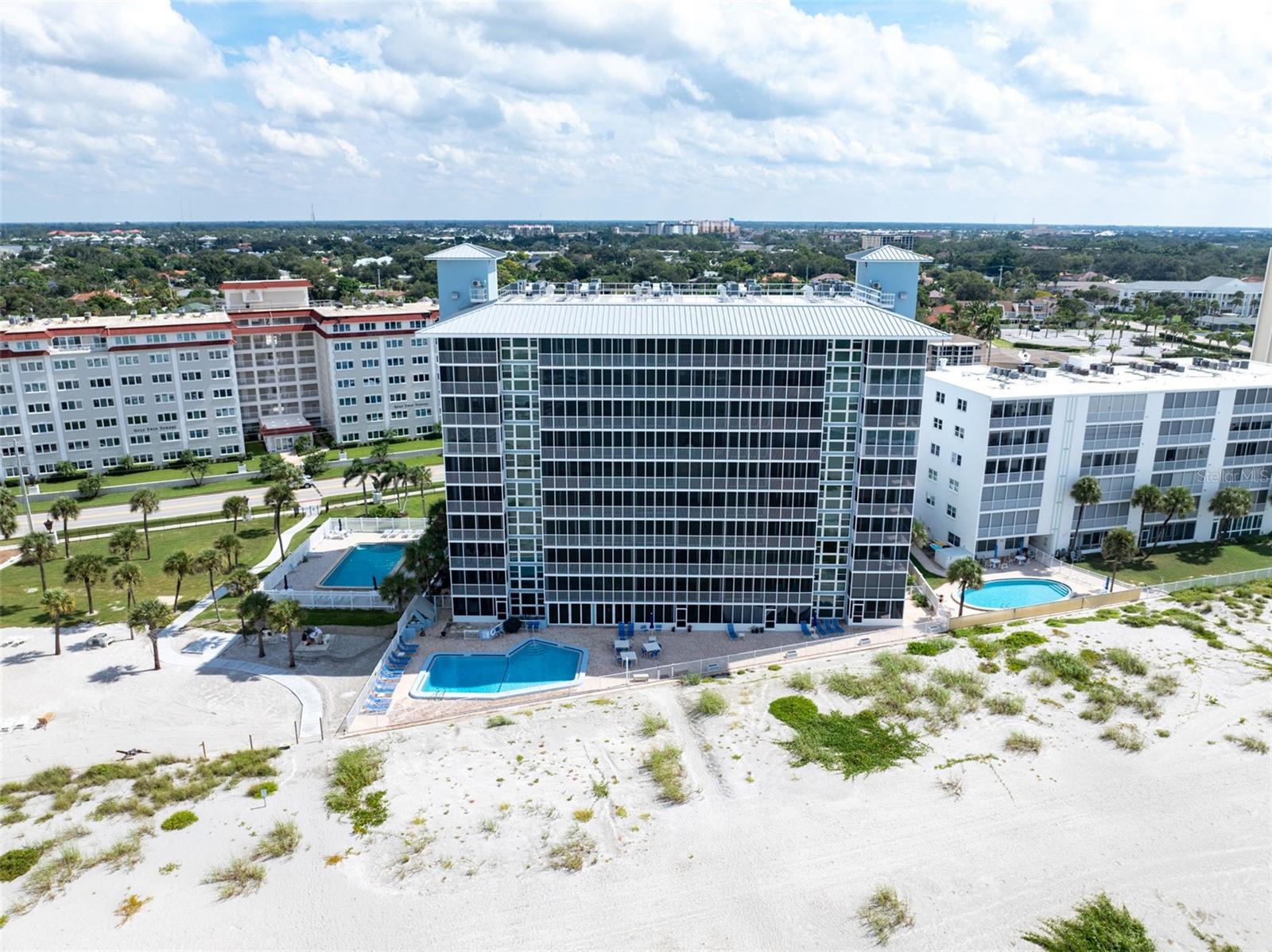 GULF HORIZONS - Residential