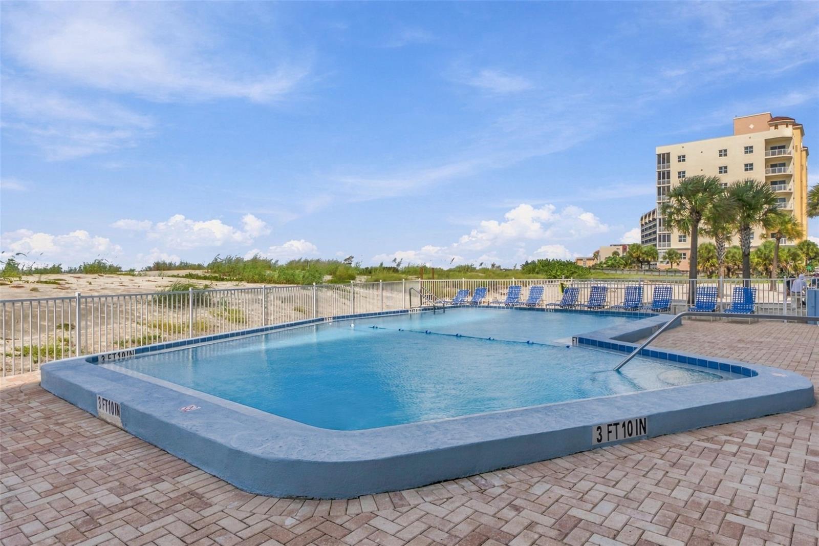 GULF HORIZONS - Residential